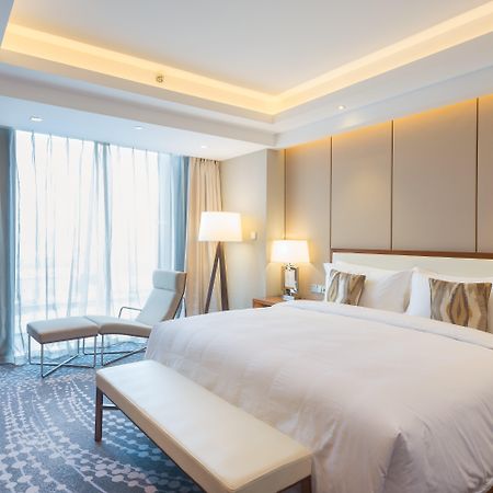 Intercontinental Jinan City Center By Ihg Esterno foto