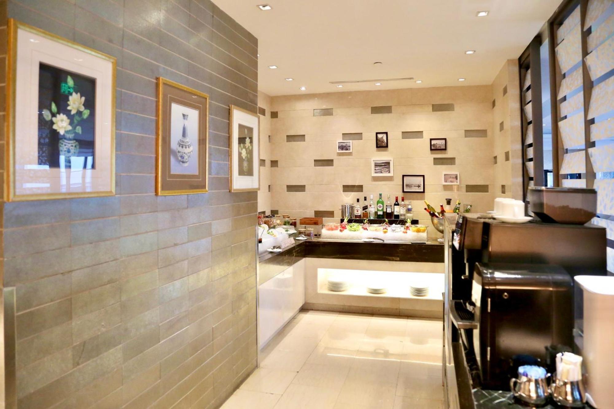 Intercontinental Jinan City Center By Ihg Esterno foto