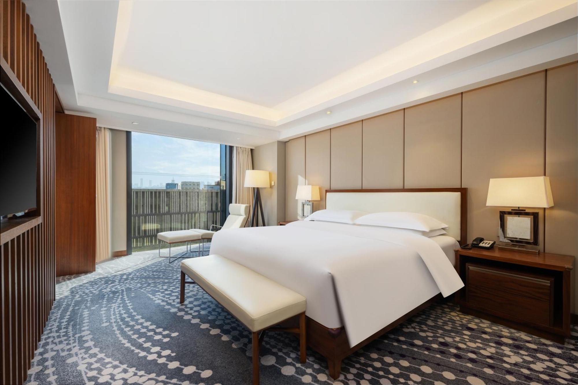 Intercontinental Jinan City Center By Ihg Esterno foto